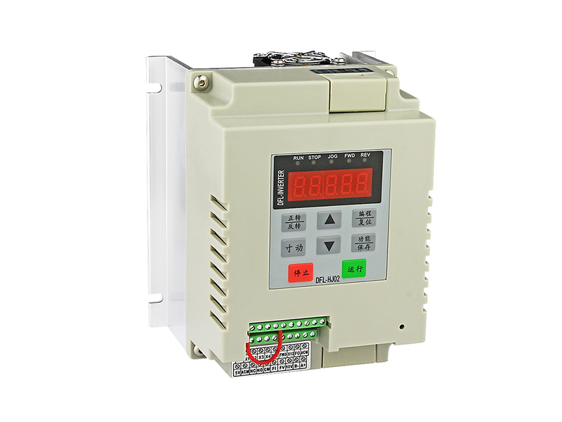 200N單相水泵變頻器，220V供水變頻器，恒壓供水變頻器